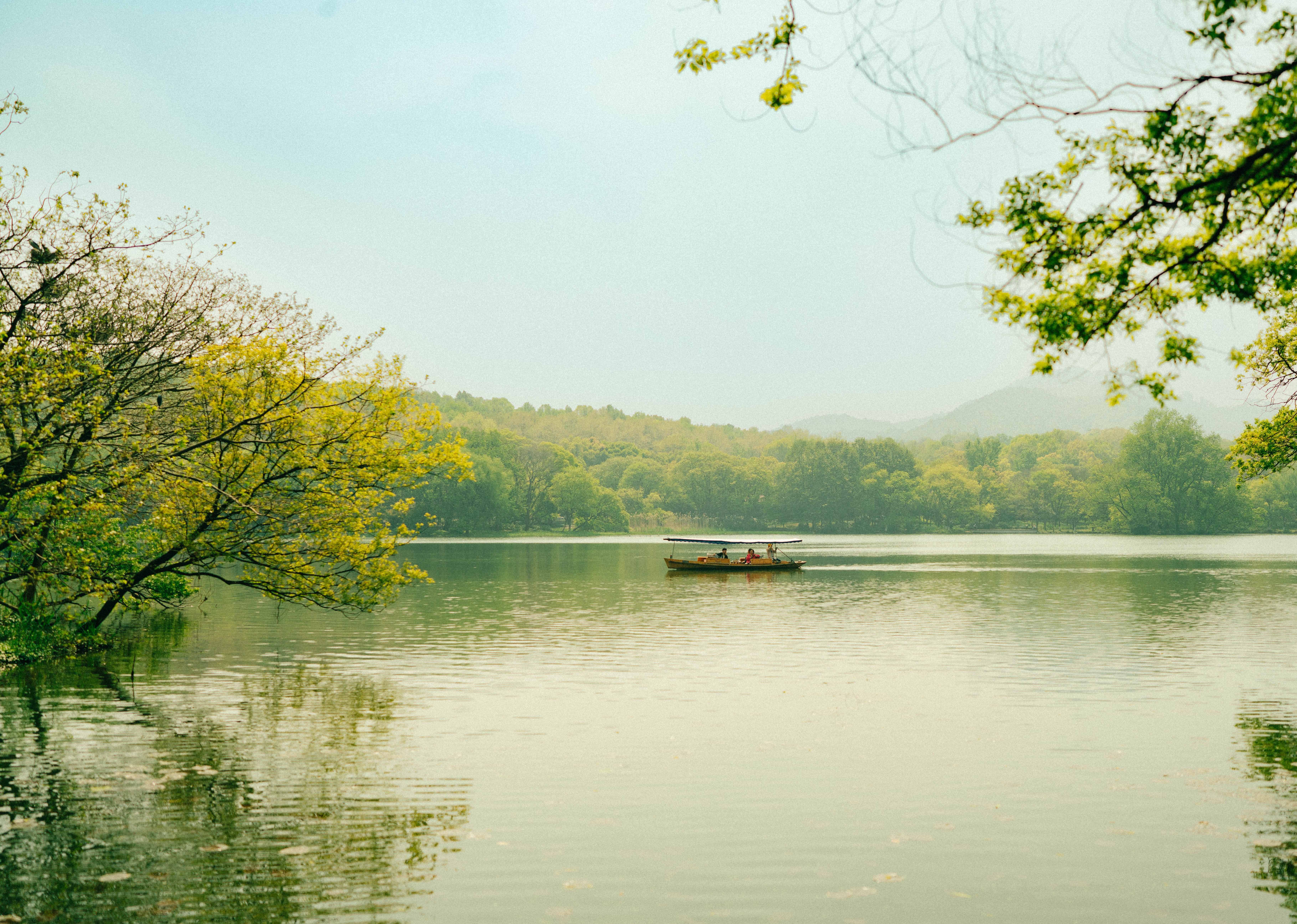 Hangzhou – A Glimpse of Heaven
